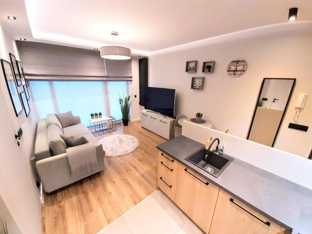 Beautiful Days In Apartament *